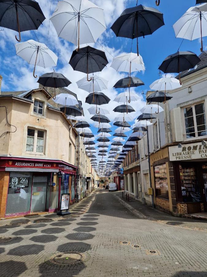 הוילה Saint-Calais-du-Desert La Grange מראה חיצוני תמונה