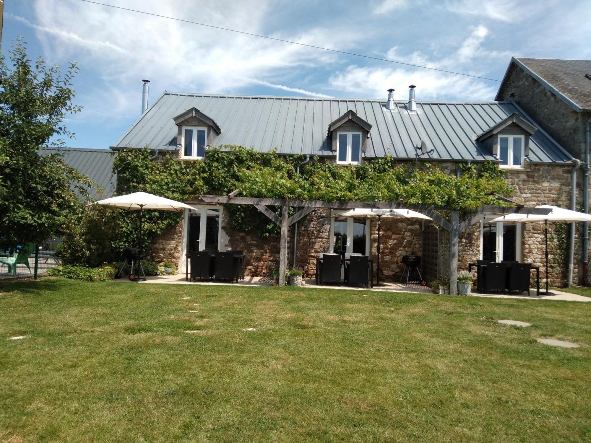 הוילה Saint-Calais-du-Desert La Grange מראה חיצוני תמונה